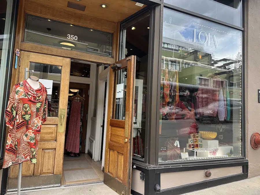 LOLA Eclectic Market
